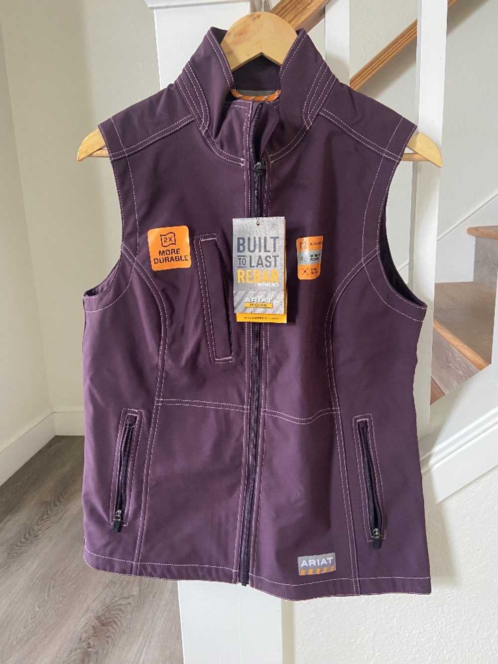 Ariat Womenโs ReBar Softshell Vest - M NWT